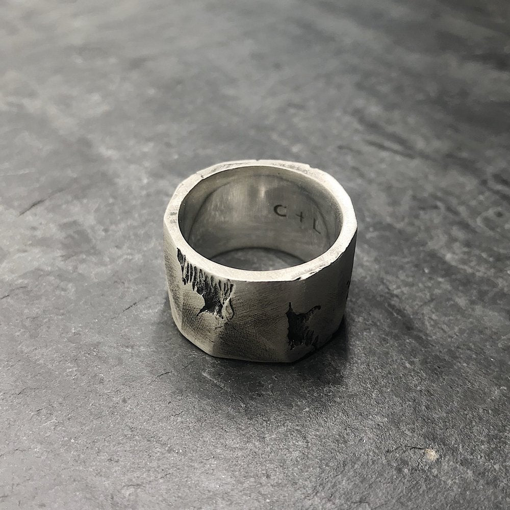 Barrel Ring in Oxidized Silver