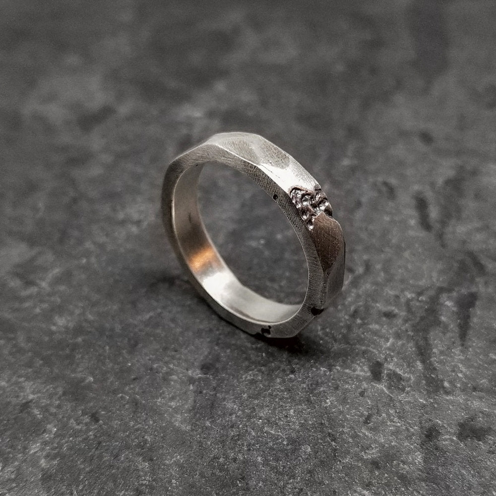 Faces Stacker Ring in Oxidized Silver